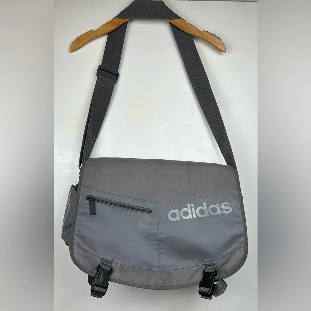Adidas Laptop Messenger Bag Gray Shoulder Strap Padded Briefcase 329761 JDE002